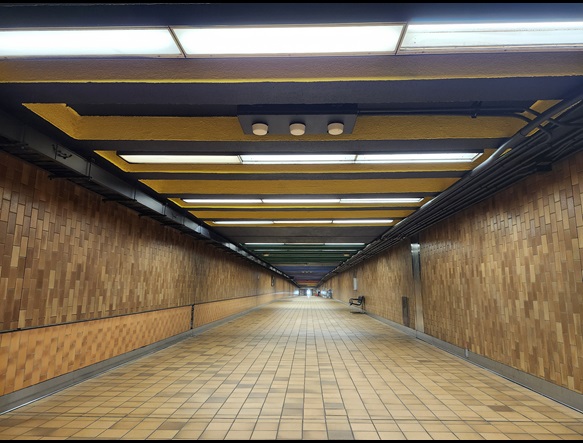Image of Spadina Station pedestrian walkway ceiling after some improvements