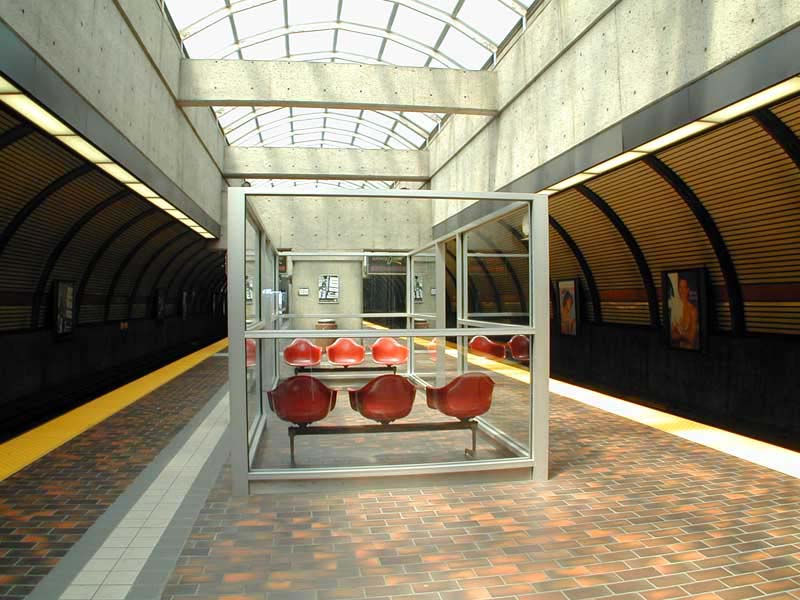 Image of the platform at Glencairn Station